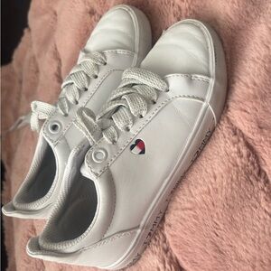 Tommy Hilfiger Girls White Casual Sneakers